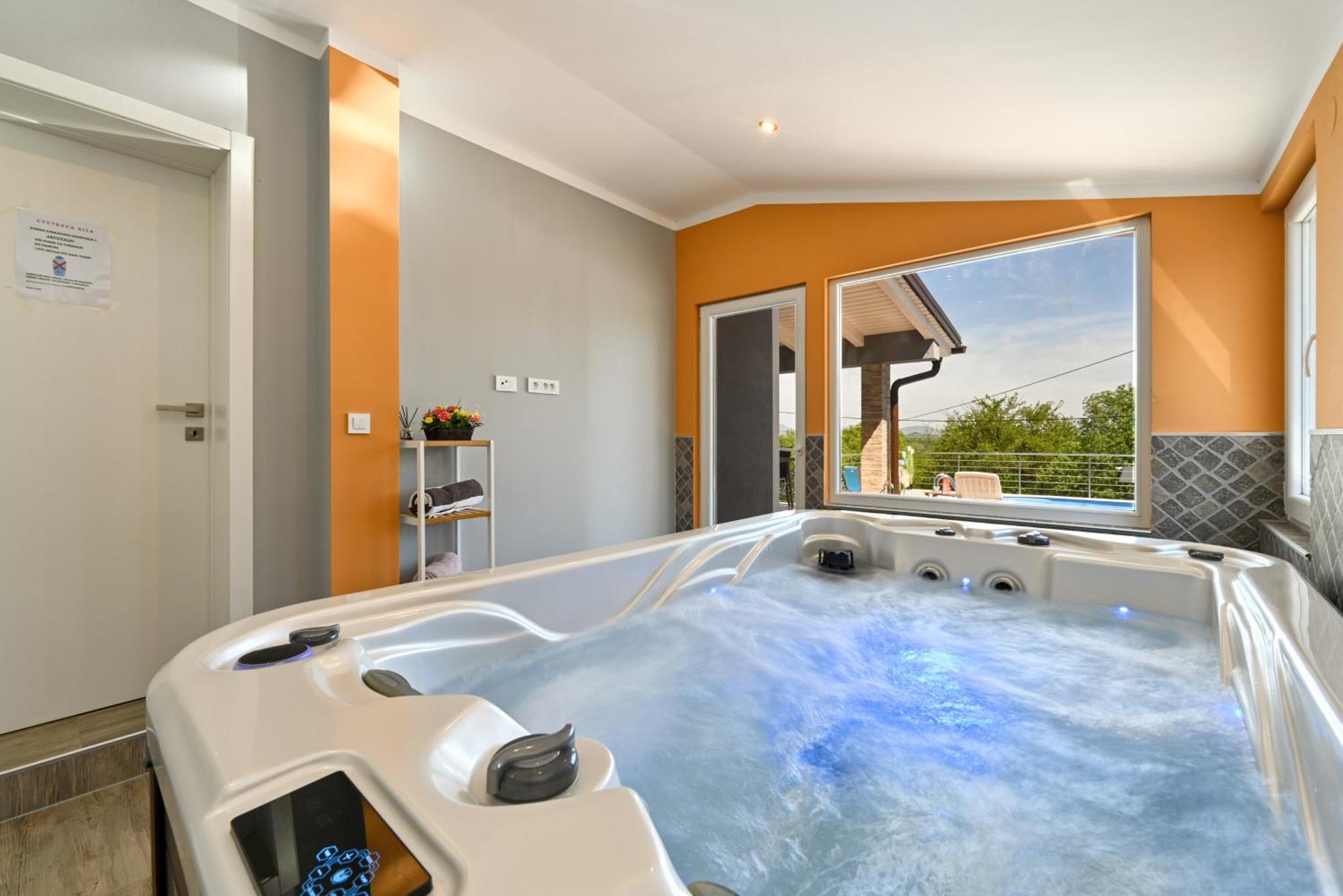 Cvetkova Hiza Sa Jacuzzijem Villa Tuheljske Toplice Eksteriør bilde